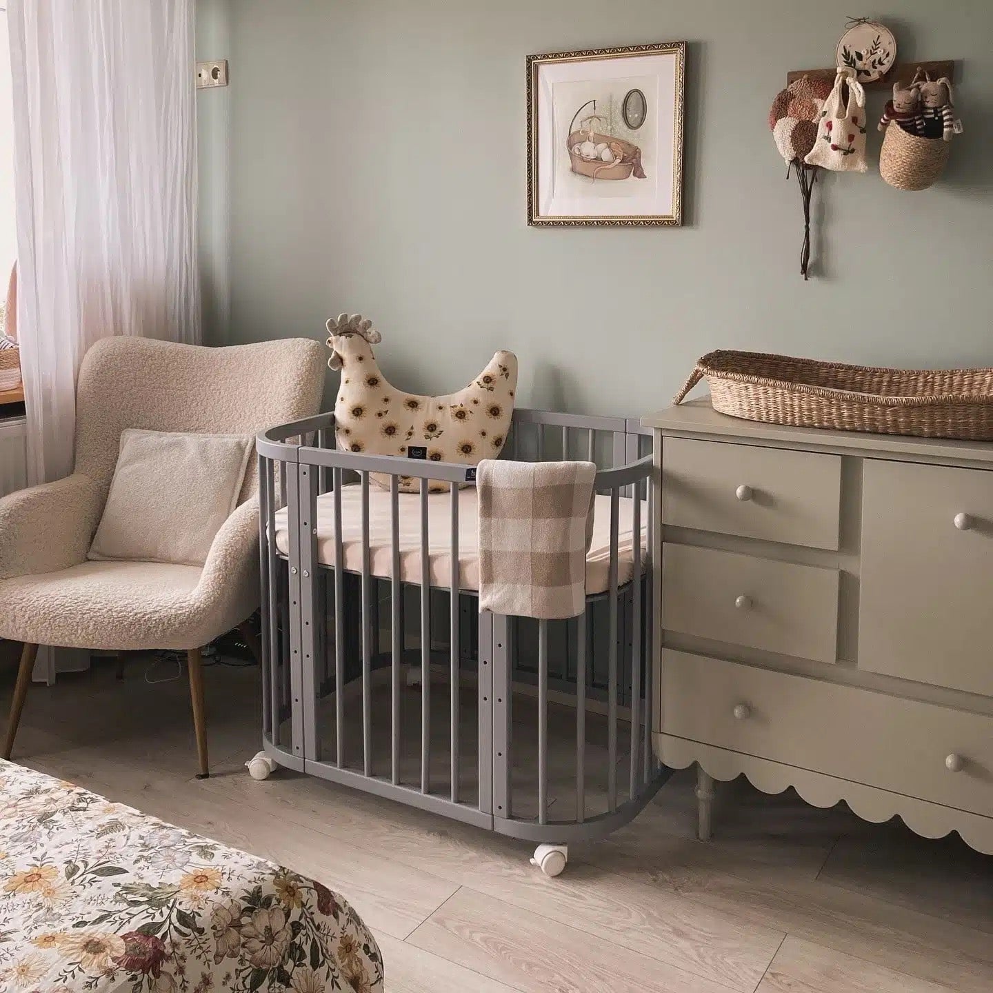QUADRATISCHES BABYBETT - WALDIN GRAU