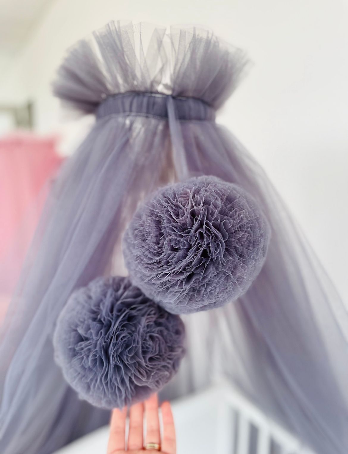 Vorhang mit PomPom