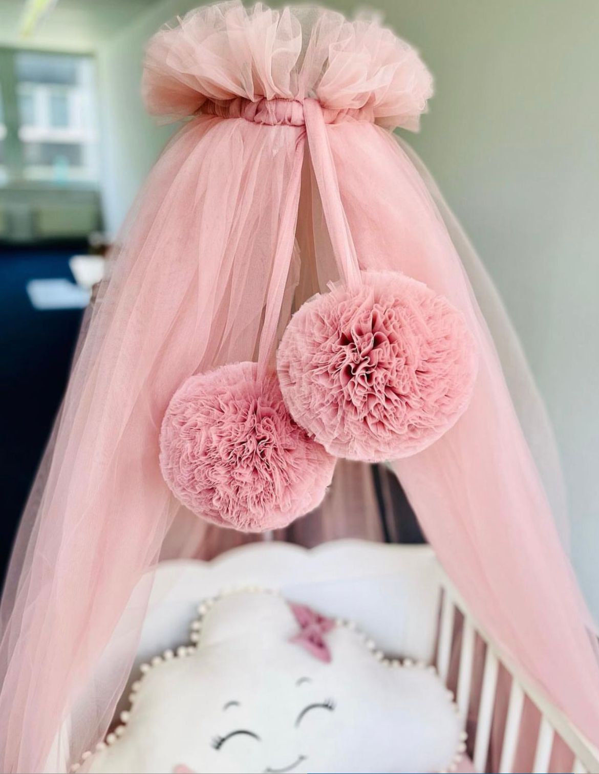 Vorhang mit PomPom