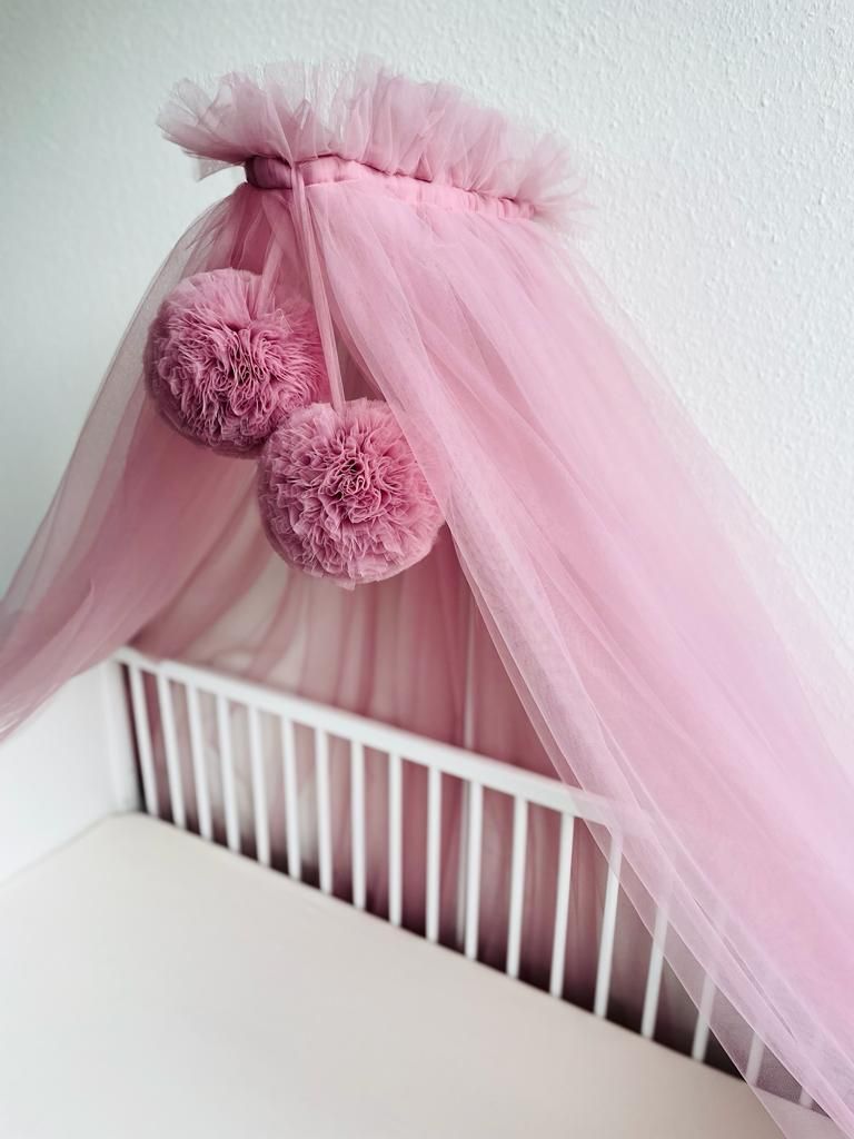Vorhang mit PomPom