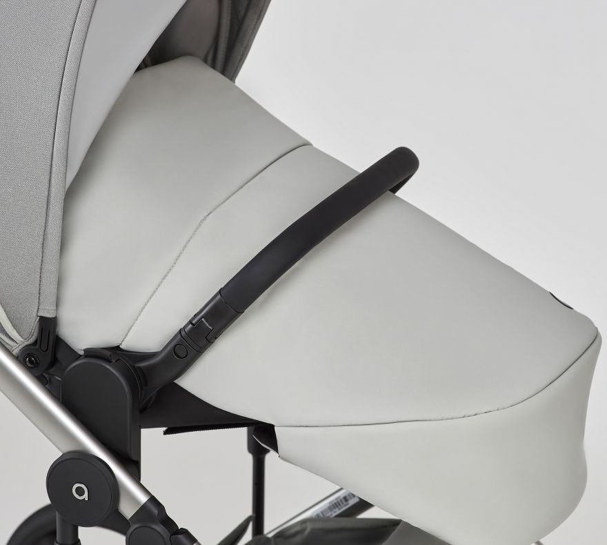 Mev/Eli/Flo foot cover for seat unit