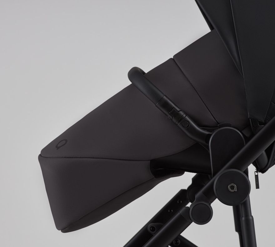 Mev/Eli/Flo foot cover for seat unit