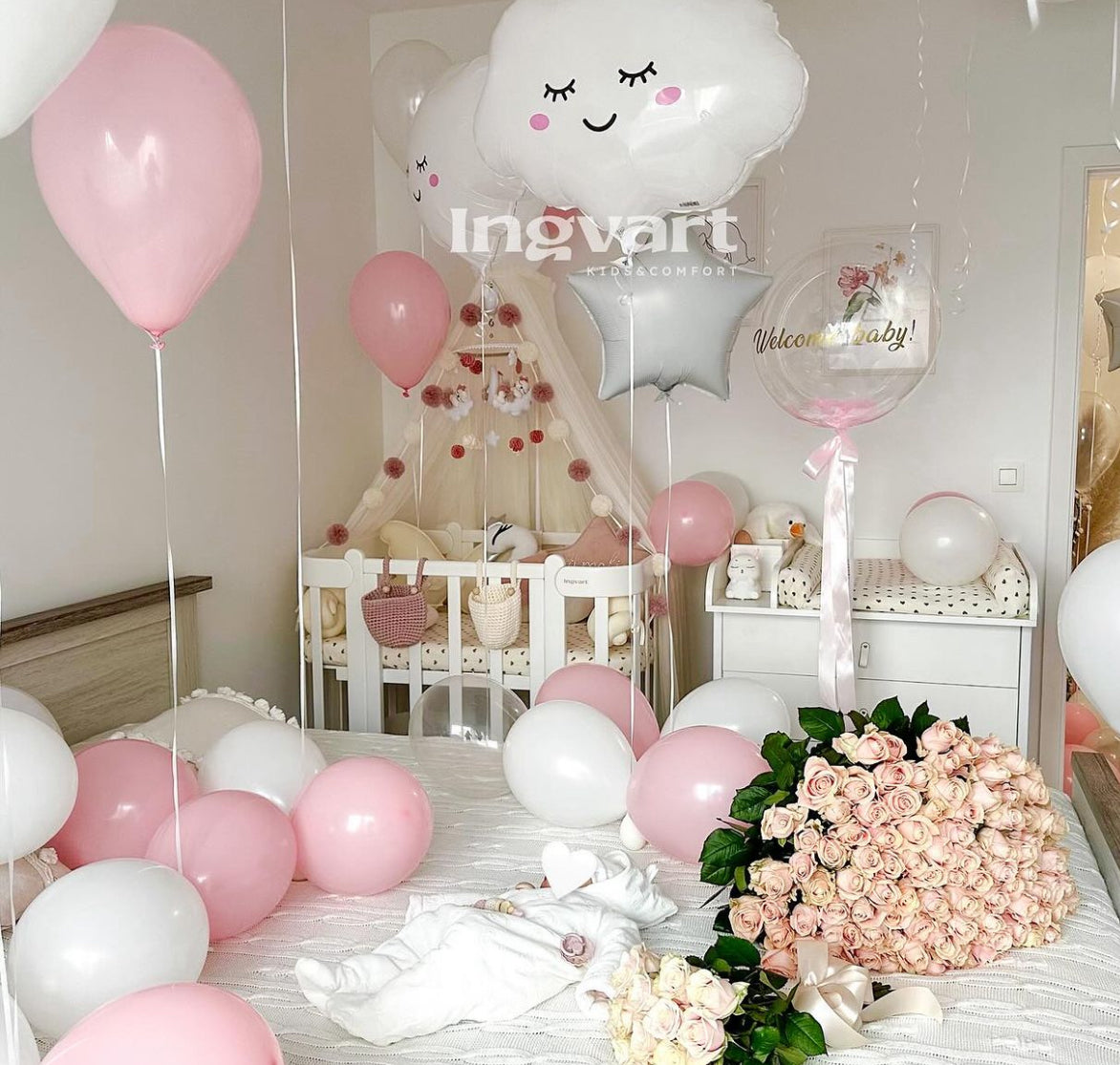 Skandinavische Kommode mit abnehmbarem Wickelaufsatz, Farbe: Naturweiß