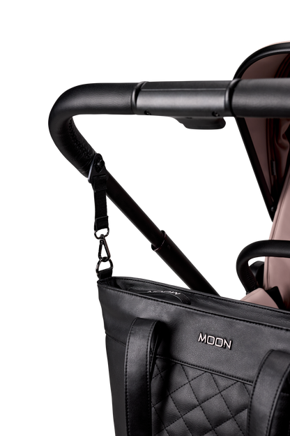 MOON - V-SHAPE BAG black leather
