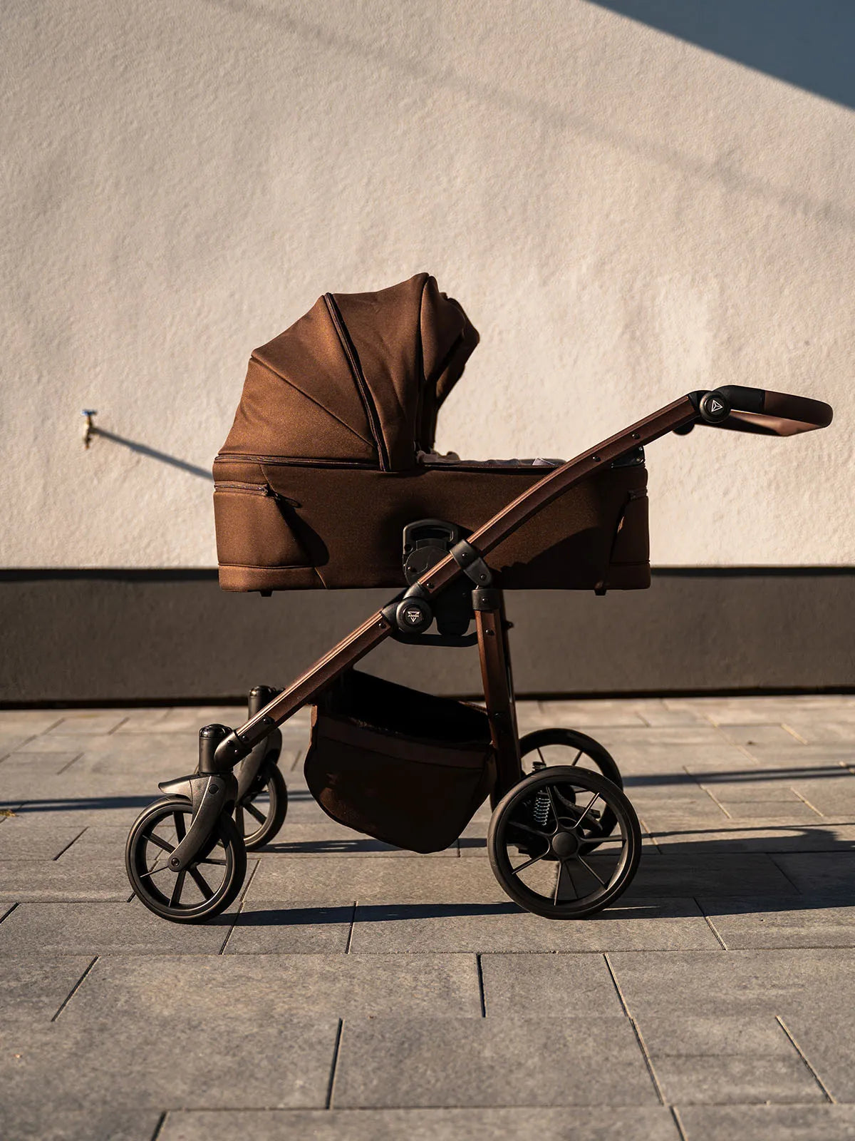 Zwillings-/Geschwisterwagen JUNAMA DUO V4 - CHOCOLATE
