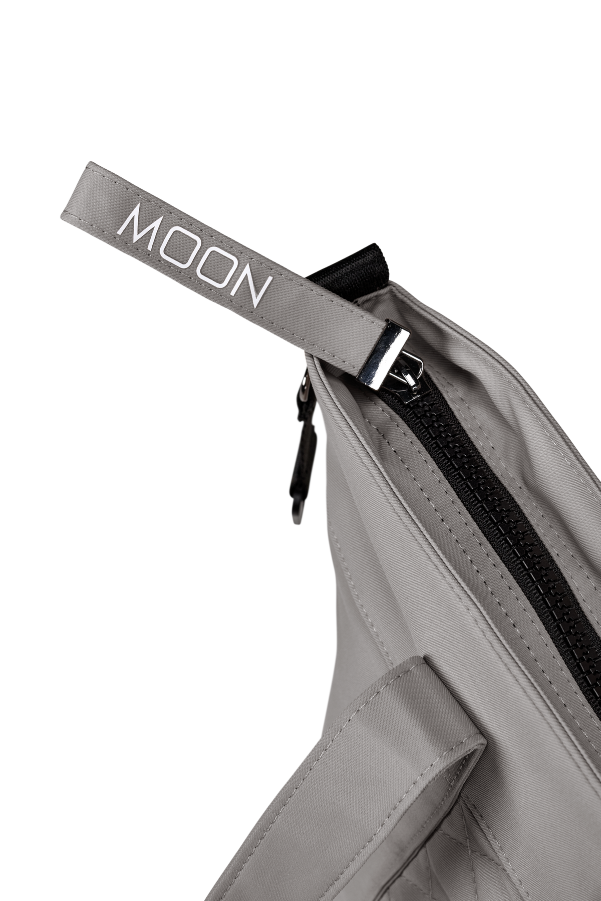 MOON - V-SHAPE BAG ghost