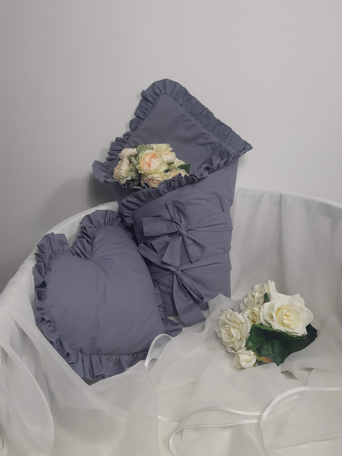 Karierter Umschlag mit Rüschen