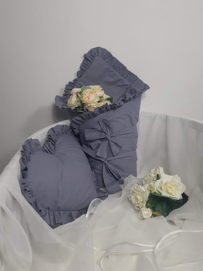 Karierter Umschlag mit Rüschen