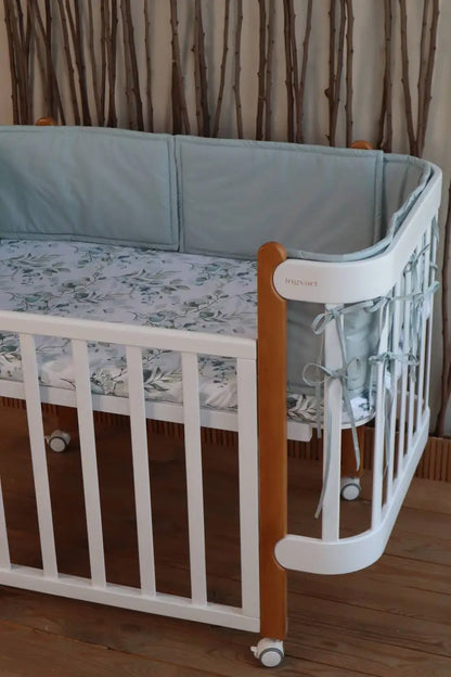 Klassischer Flachplatinentransformator auf 4 Seiten