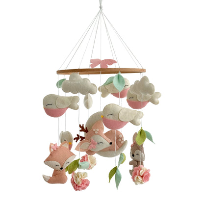 Mobil Nr. 6 „Hirsch mit Waldtieren“