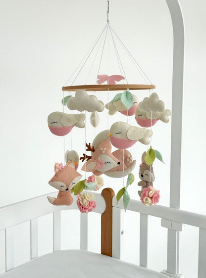 Mobil Nr. 6 „Hirsch mit Waldtieren“